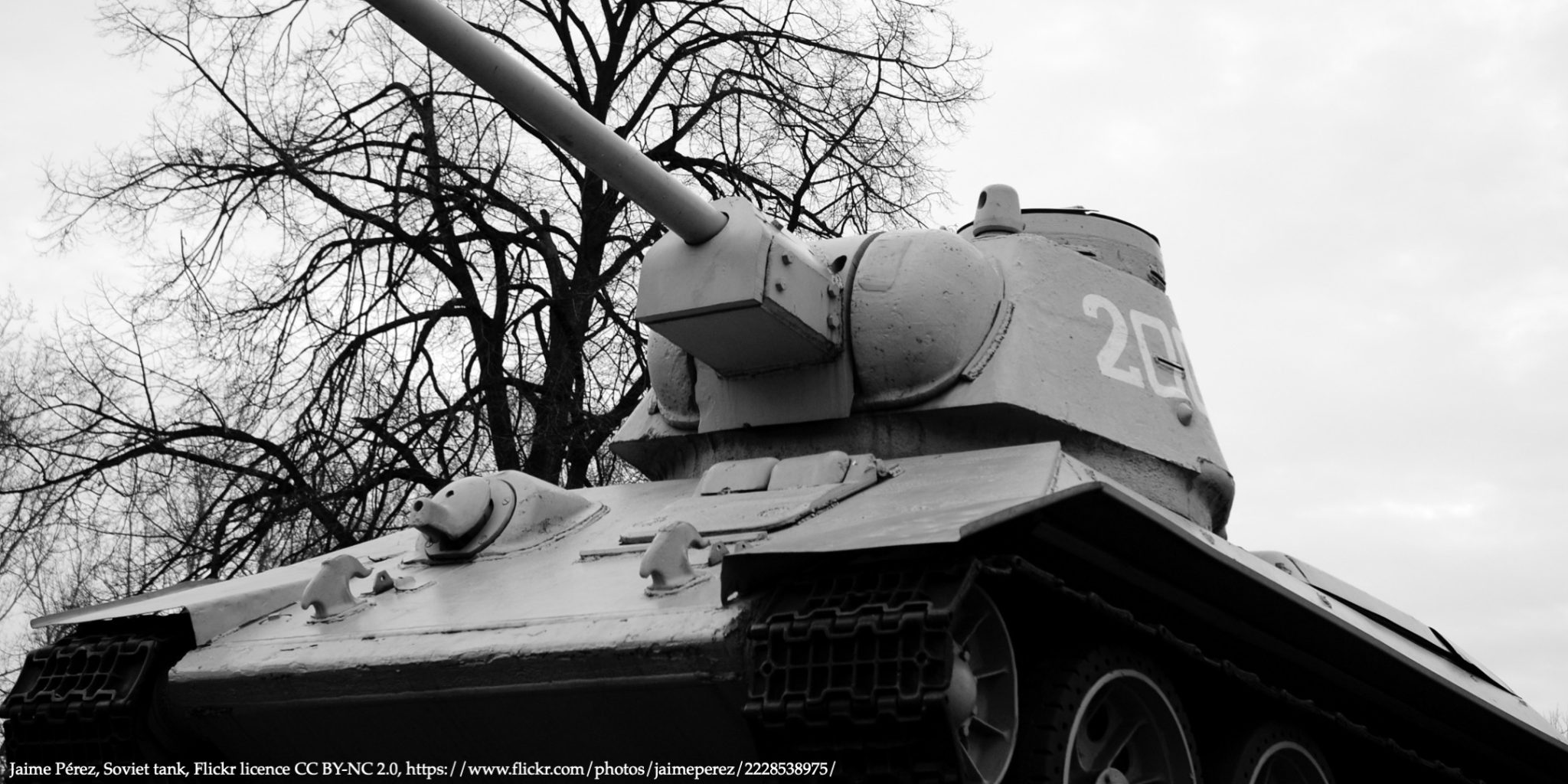 Image of a Soviet tank representing soviet war performance